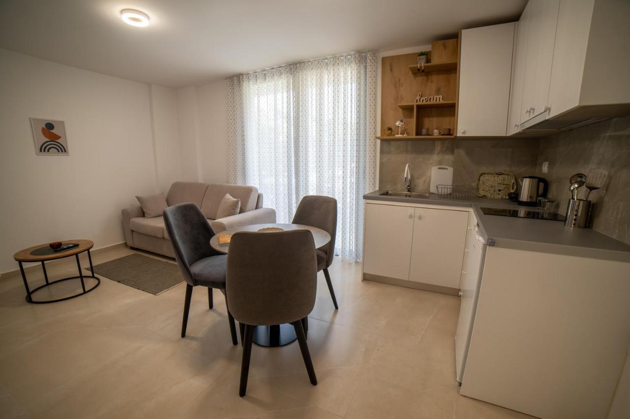Sea Apartments 123 Σαράντα Εξωτερικό φωτογραφία
